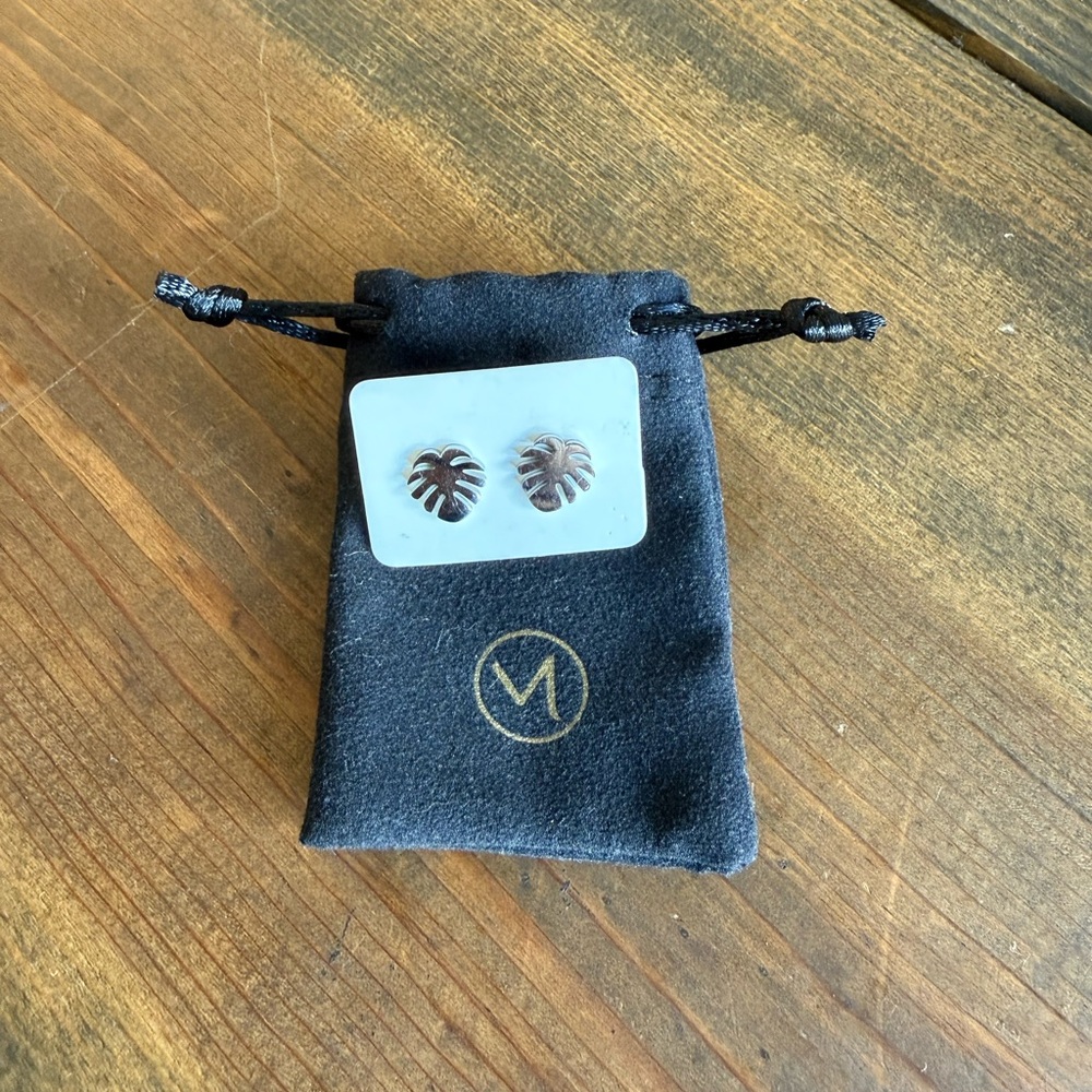 Silvertone Monstera Leaf Stud Earrings
